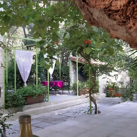 La Maison Du Jardin Casa vacanze